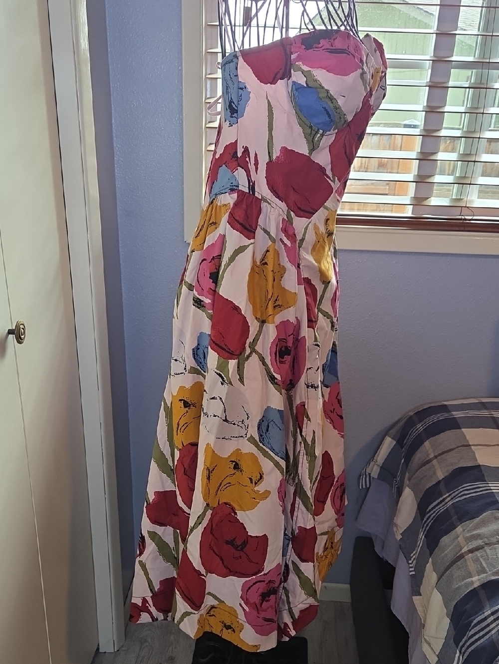 Cherish Printed Midi Dress - Picture 6 of 8